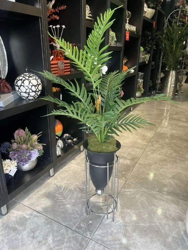 Yapay Arekalı Siyah Mermi Vazo
